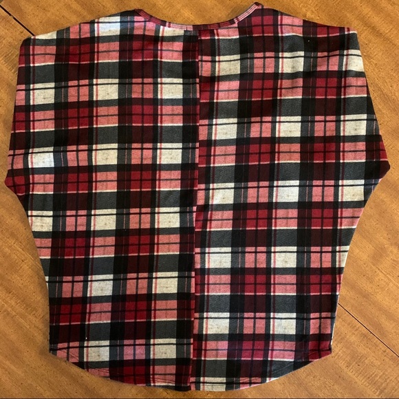 Ultra Teeze Plaid Top - Picture 2 of 3